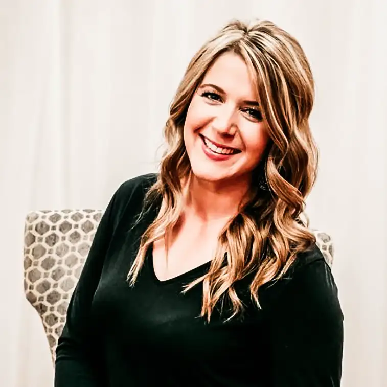 Posh Hair Beauty & Professional Studios - studio 16 professional Kelly Hubbard - Fairview Heights, IL